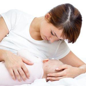 האם קיים קשר בין סרטן השד להנקה?